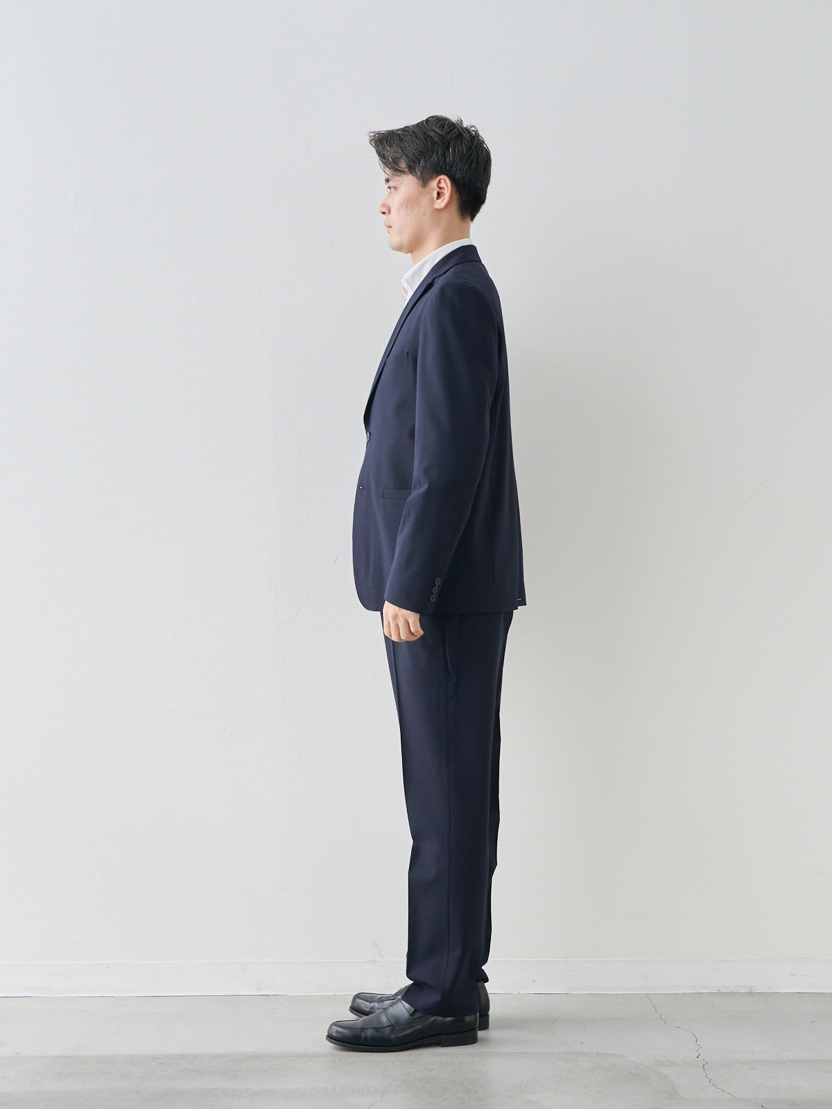 モデル 181cm 71kg ウエスト82cm サイズ LL