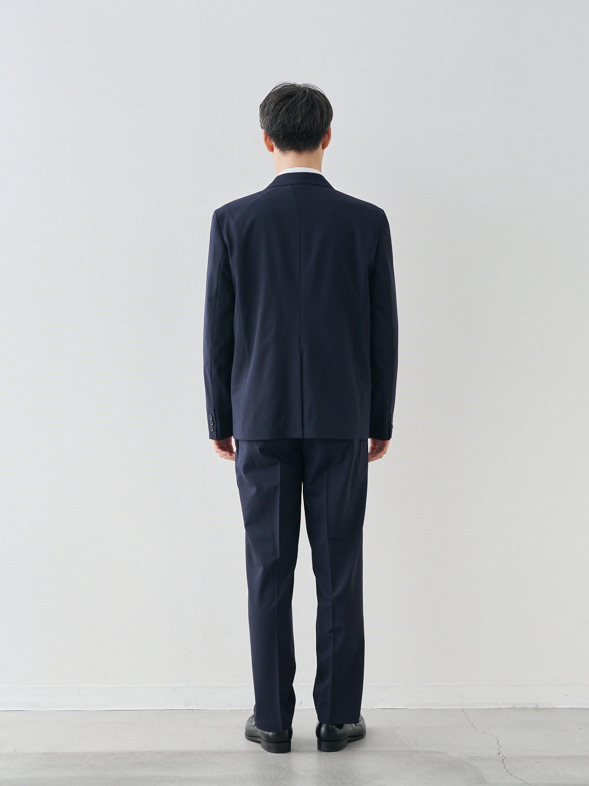 モデル 181cm 71kg ウエスト82cm サイズ LL