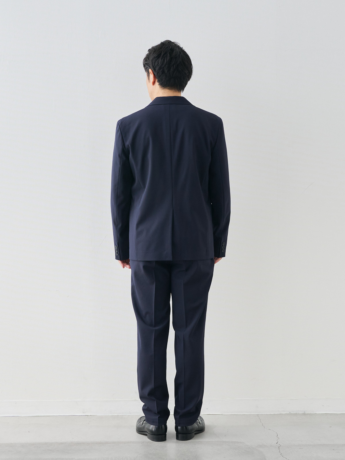 モデル 171cm 70kg ウエスト85cm サイズ L