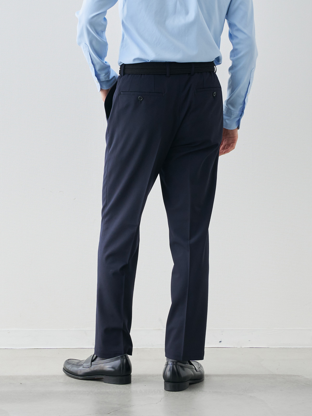 モデル 181cm 71kg ウエスト82cm サイズ L