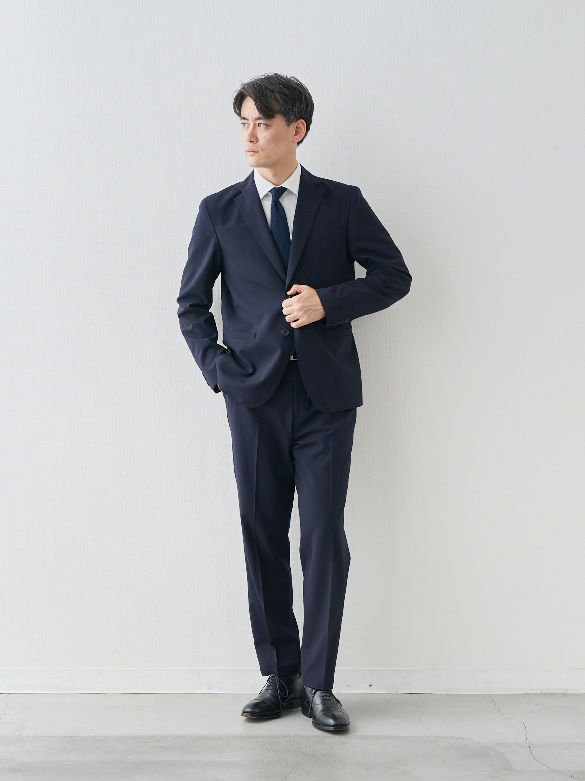 モデル 181cm 71kg ウエスト82cm サイズ L