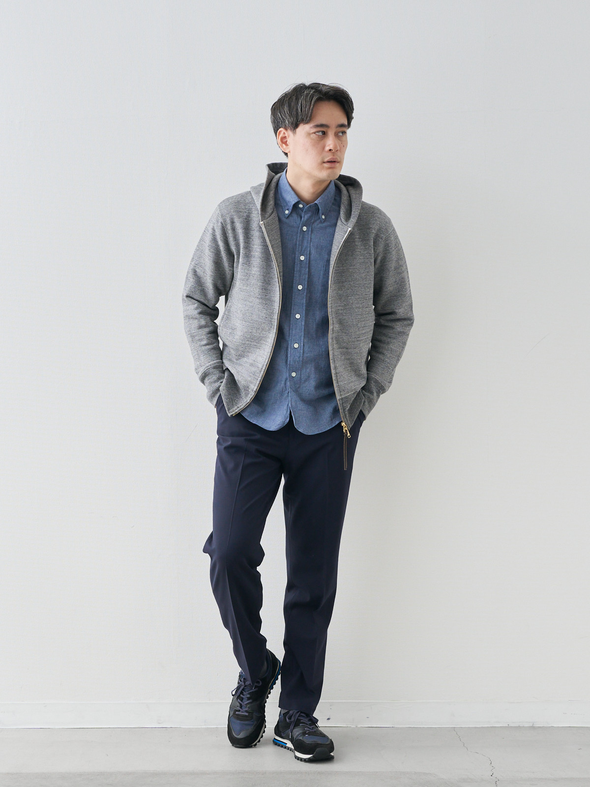 モデル 181cm 71kg ウエスト82cm サイズ L