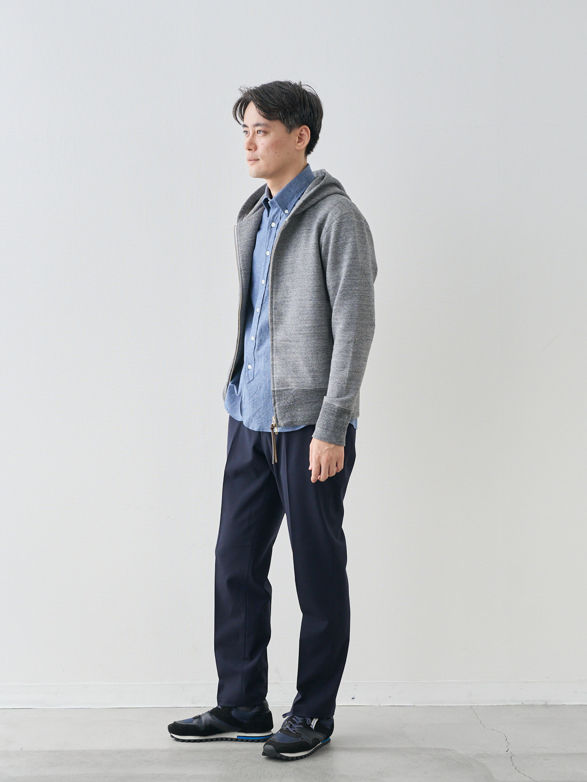 モデル 181cm 71kg ウエスト82cm サイズ L