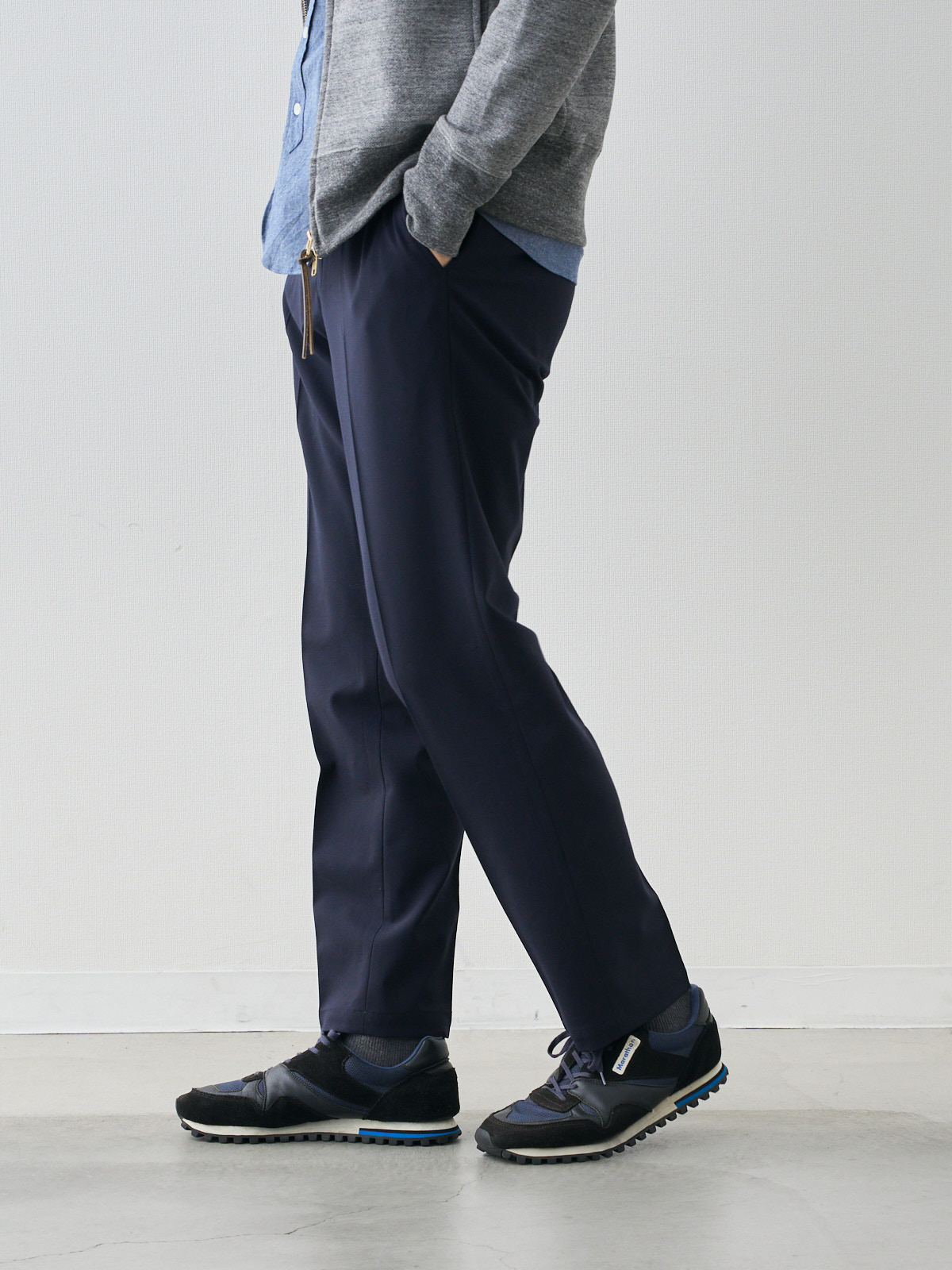 モデル 181cm 71kg ウエスト82cm サイズ L