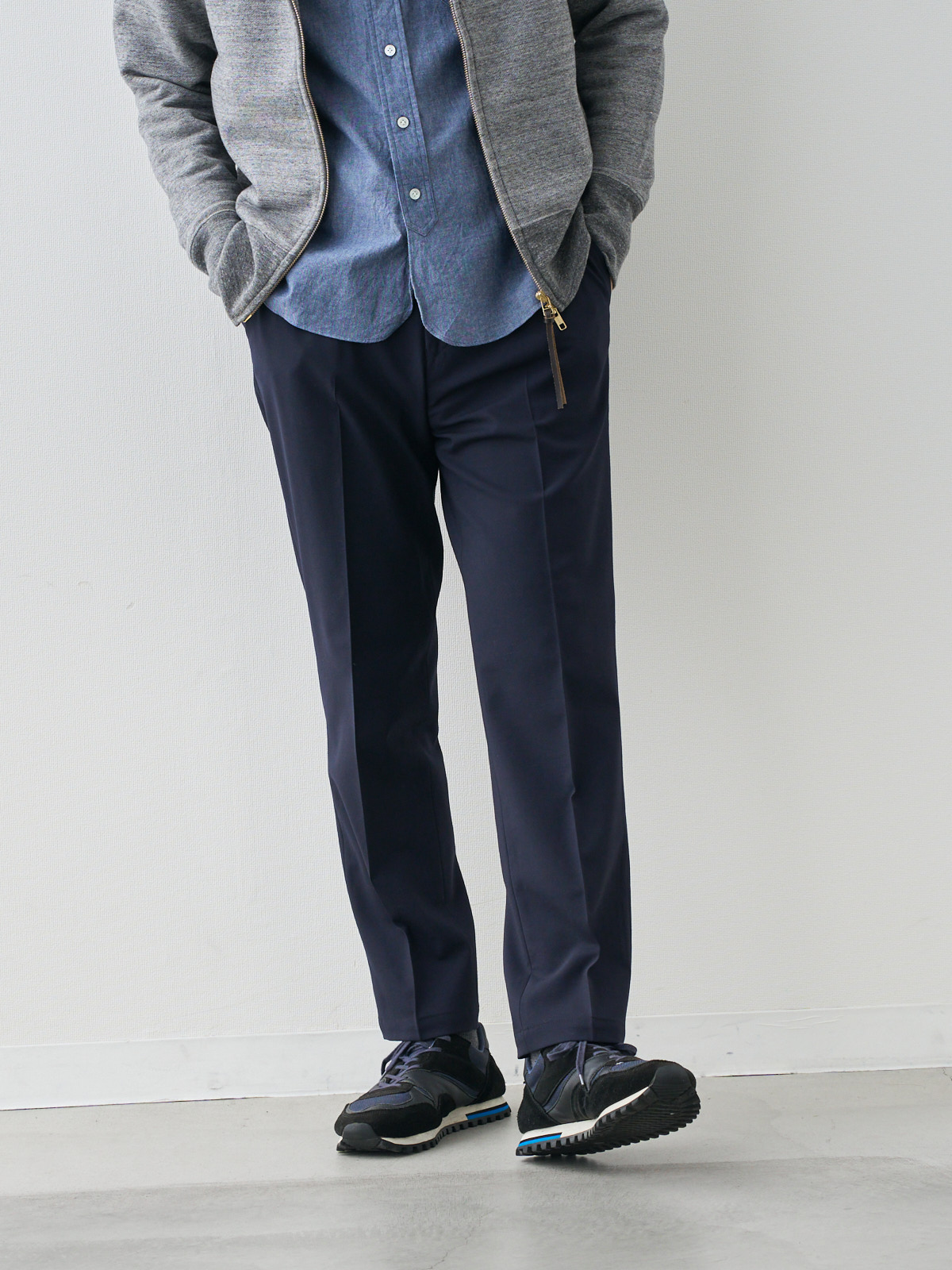 モデル 181cm 71kg ウエスト82cm サイズ L