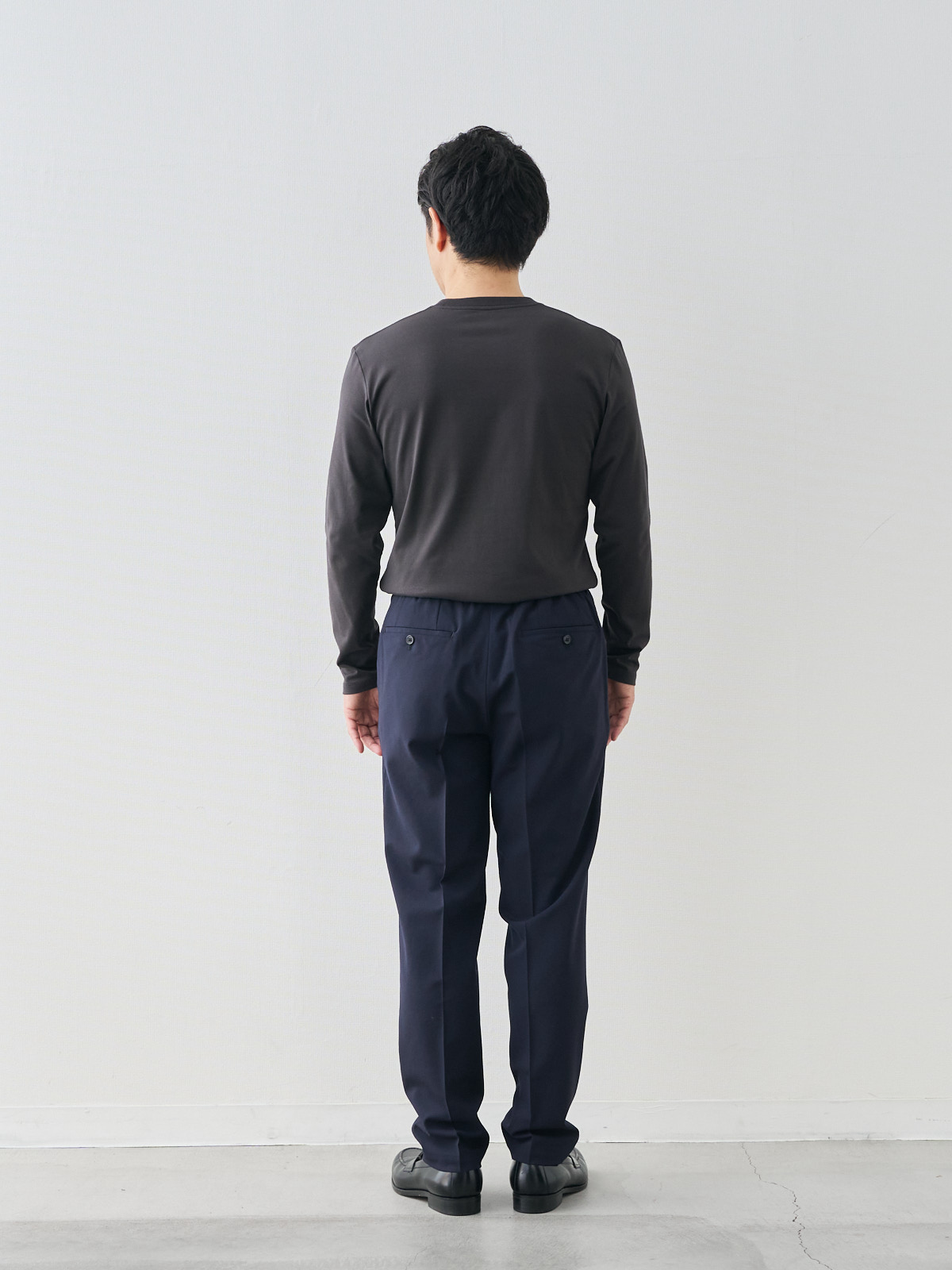 モデル 171cm 70kg ウエスト85cm サイズ L