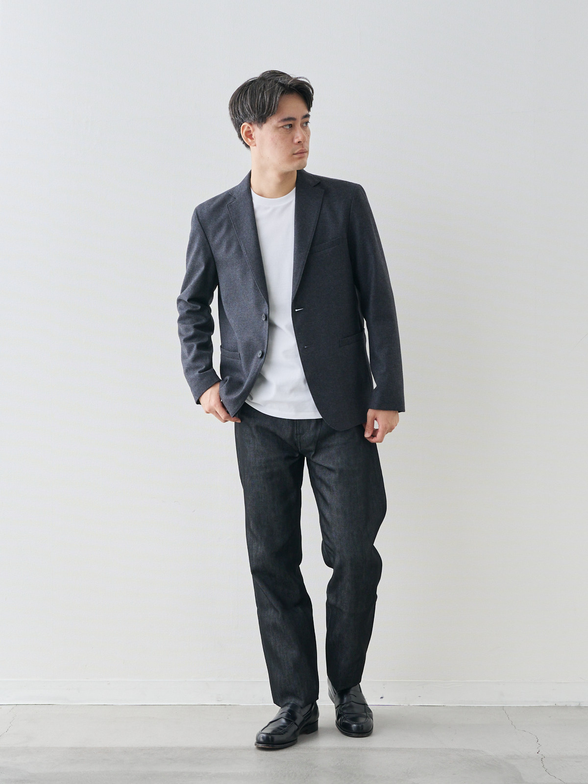 モデル 181cm 71kg ウエスト82cm サイズ L