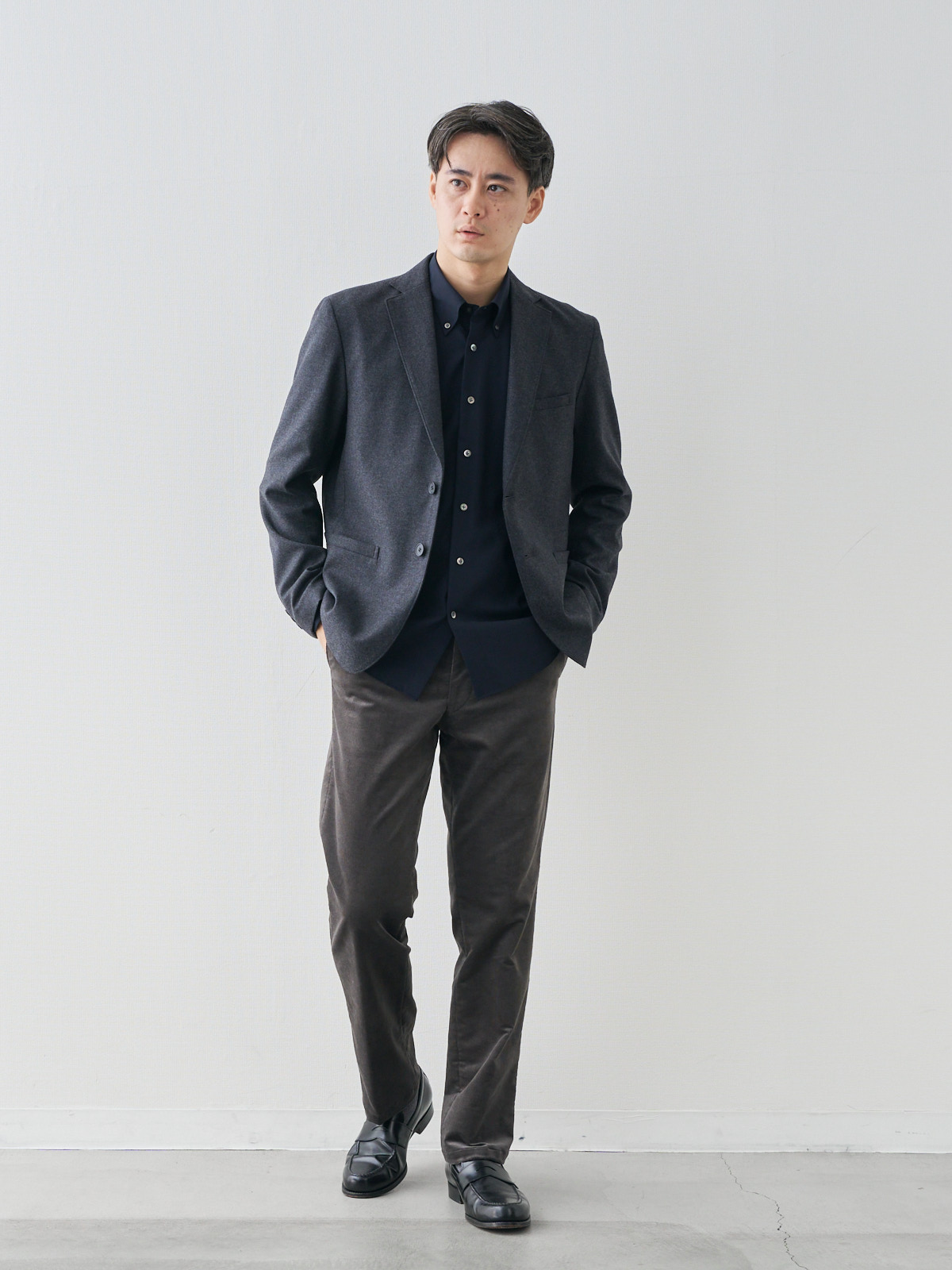 モデル 181cm 71kg ウエスト82cm サイズ L