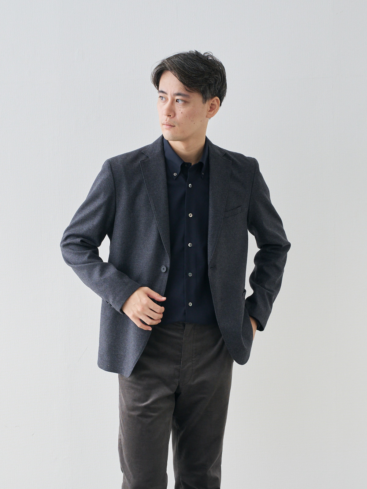 モデル 181cm 71kg ウエスト82cm サイズ L