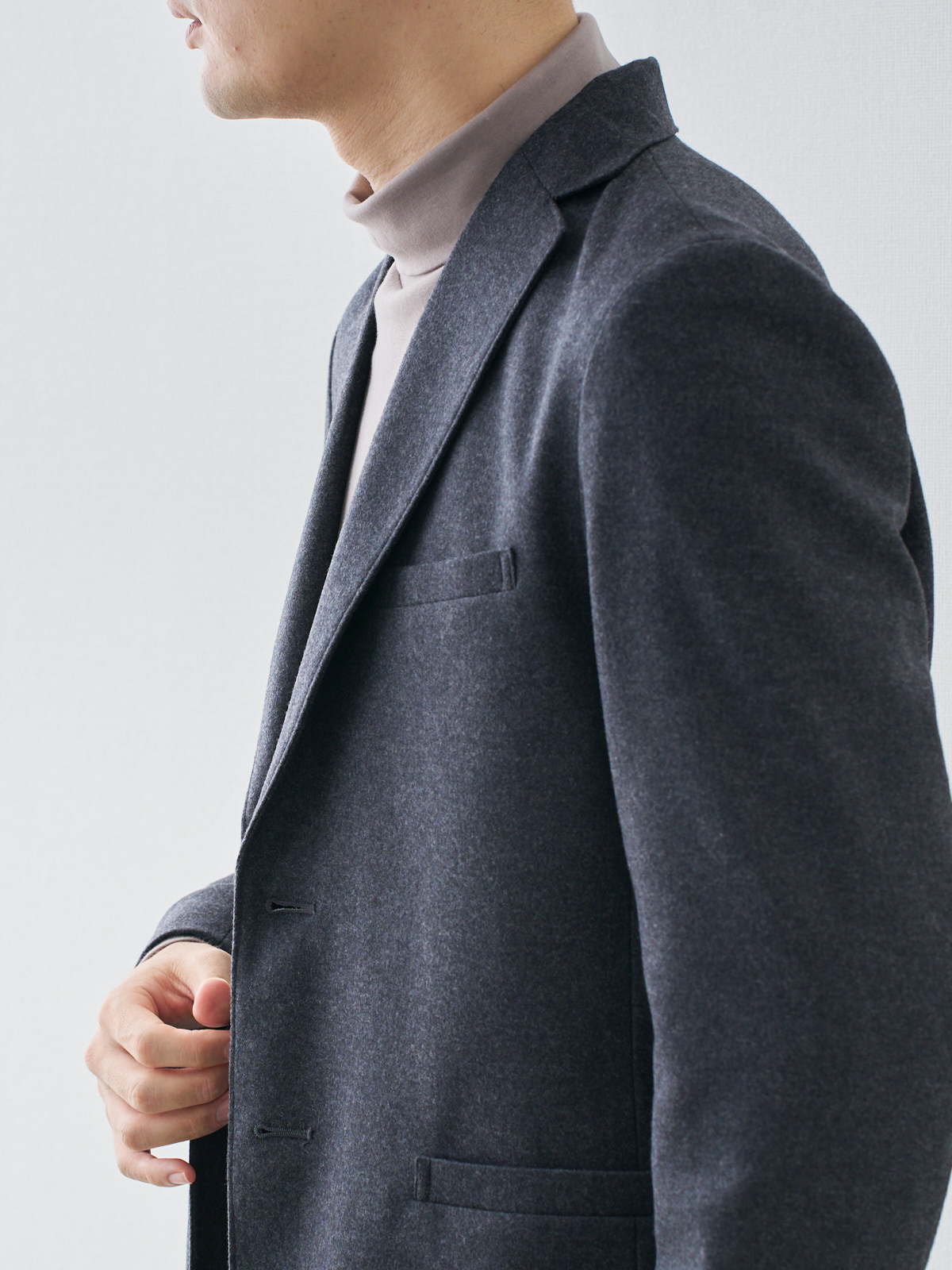 モデル 181cm 71kg ウエスト82cm サイズ L