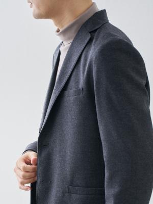 モデル 181cm 71kg ウエスト82cm サイズ L