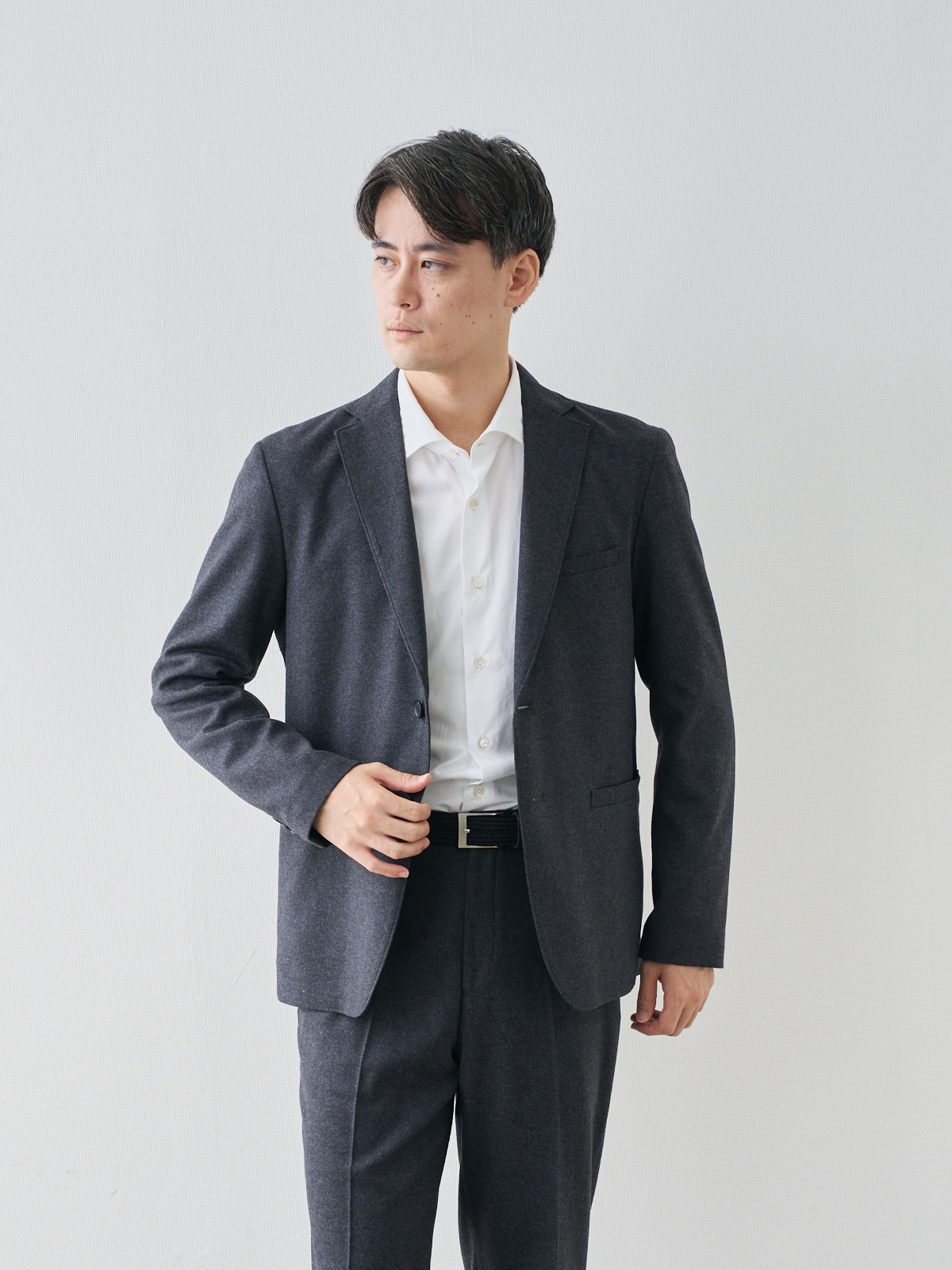モデル 181cm 71kg ウエスト82cm サイズ L