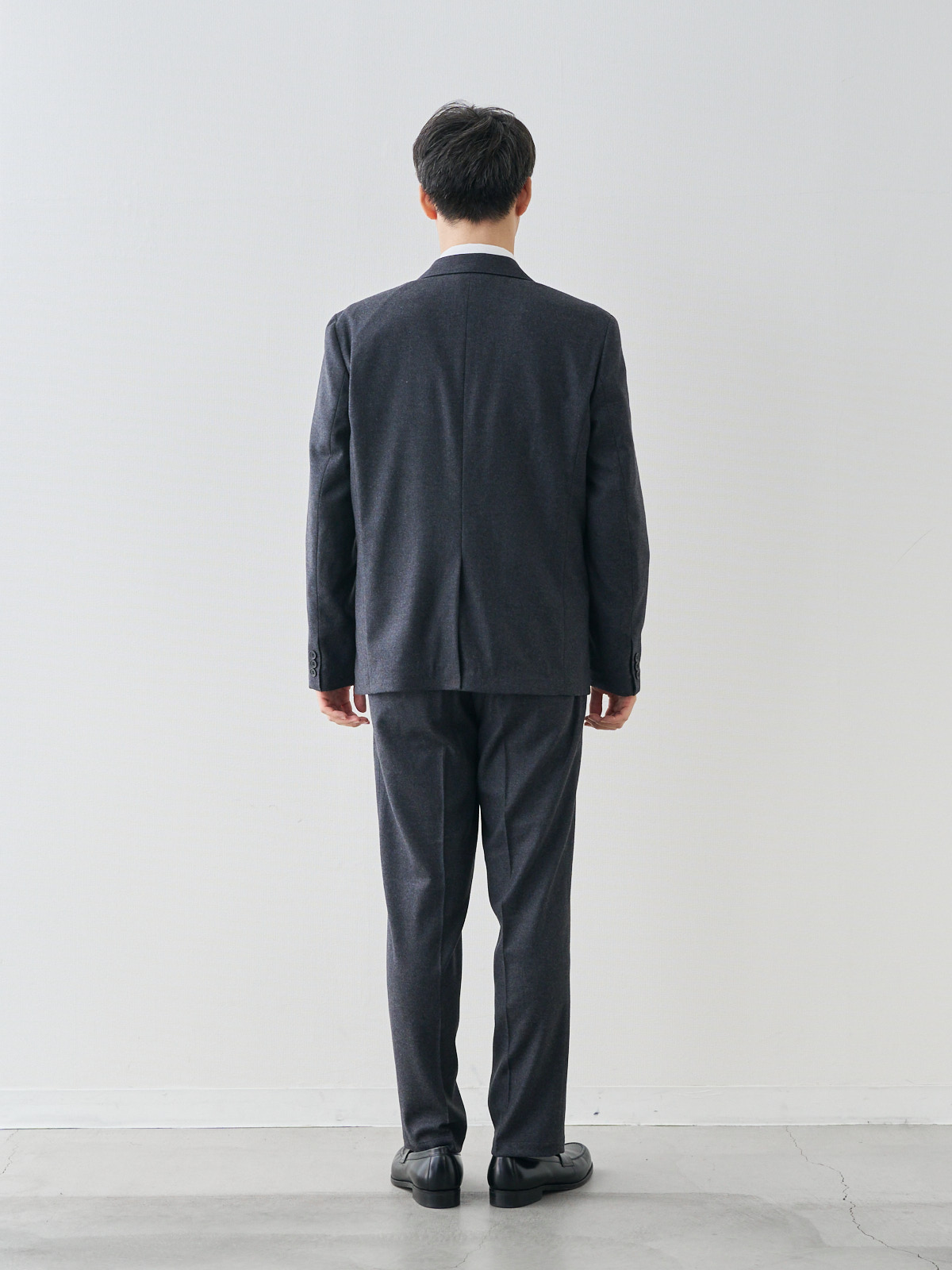 モデル 181cm 71kg ウエスト82cm サイズ LL