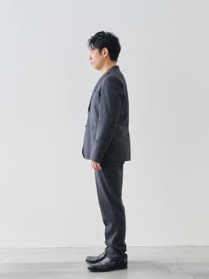 モデル 171cm 70kg ウエスト85cm サイズ L