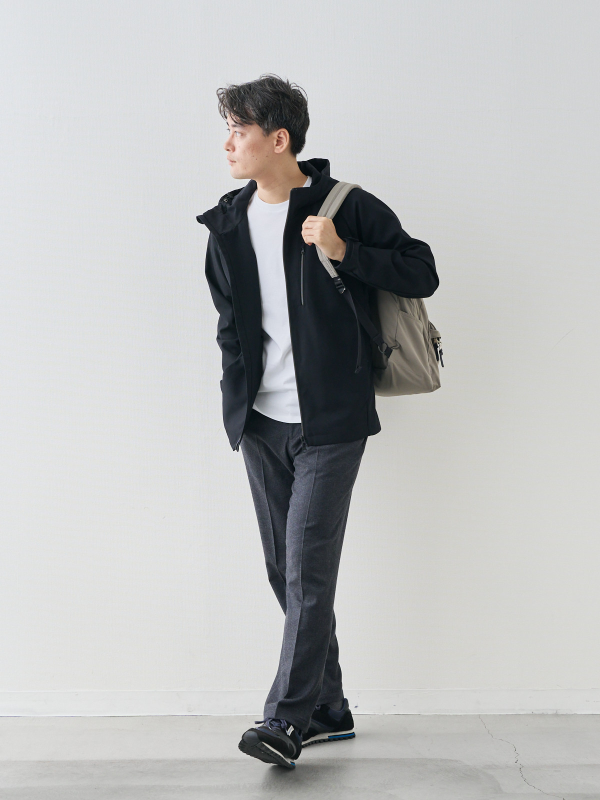 モデル 181cm 71kg ウエスト82cm サイズ L