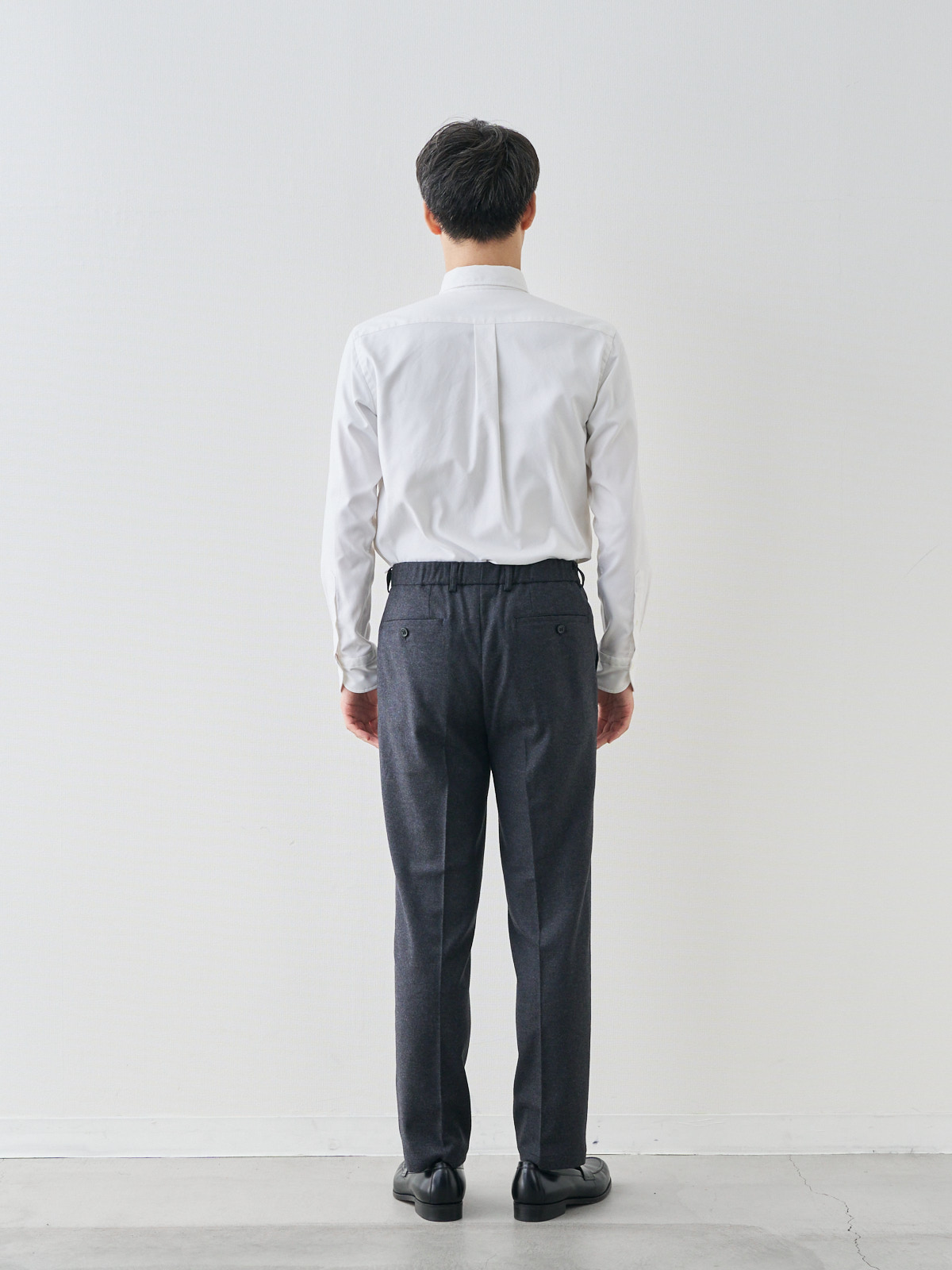 モデル 181cm 71kg ウエスト82cm サイズ L