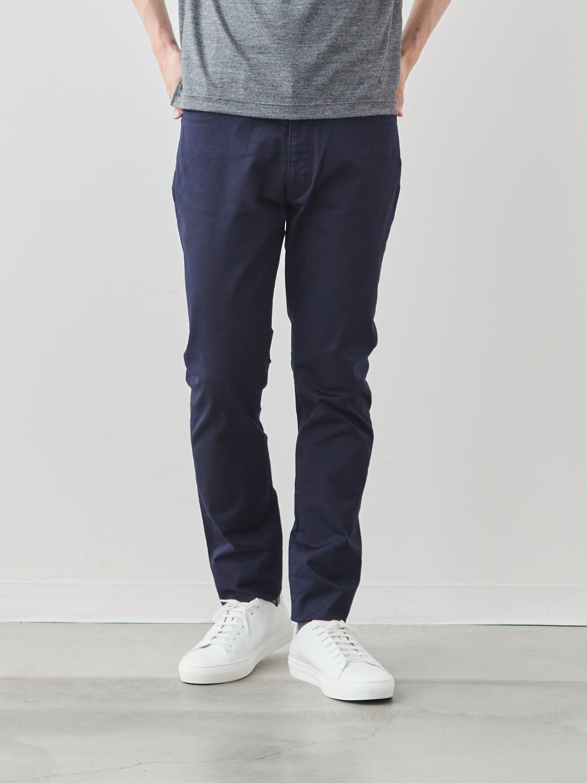 デニム職人の5ポケットストレッチチノ/ネイビー モデル 181cm 71kg サイズ L