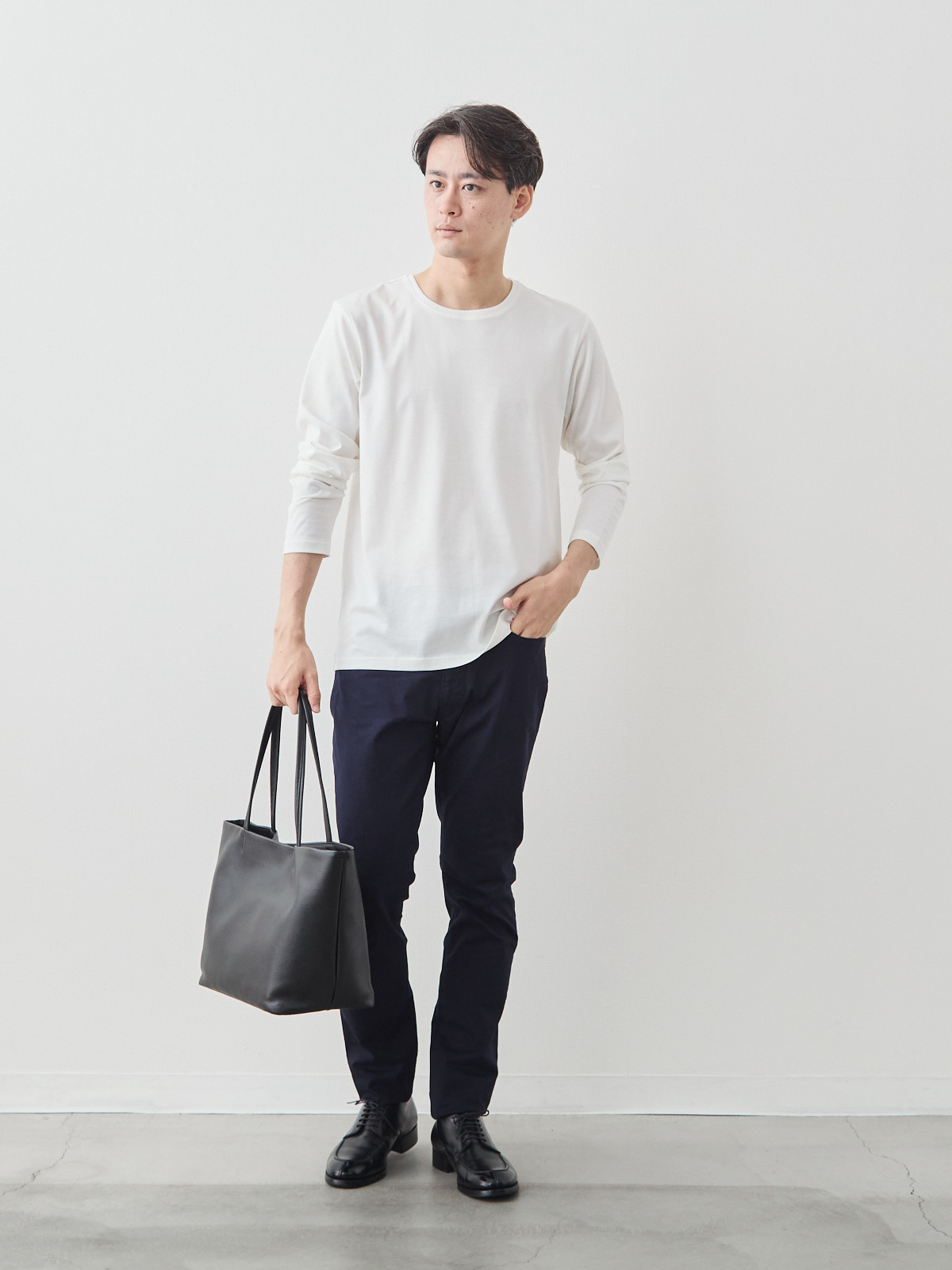 デニム職人の5ポケットストレッチチノ/ネイビー モデル 181cm 71kg サイズ L