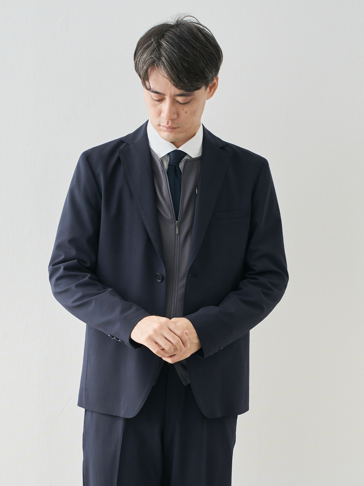 モデル 181cm 71kg ウエスト82cm サイズ L