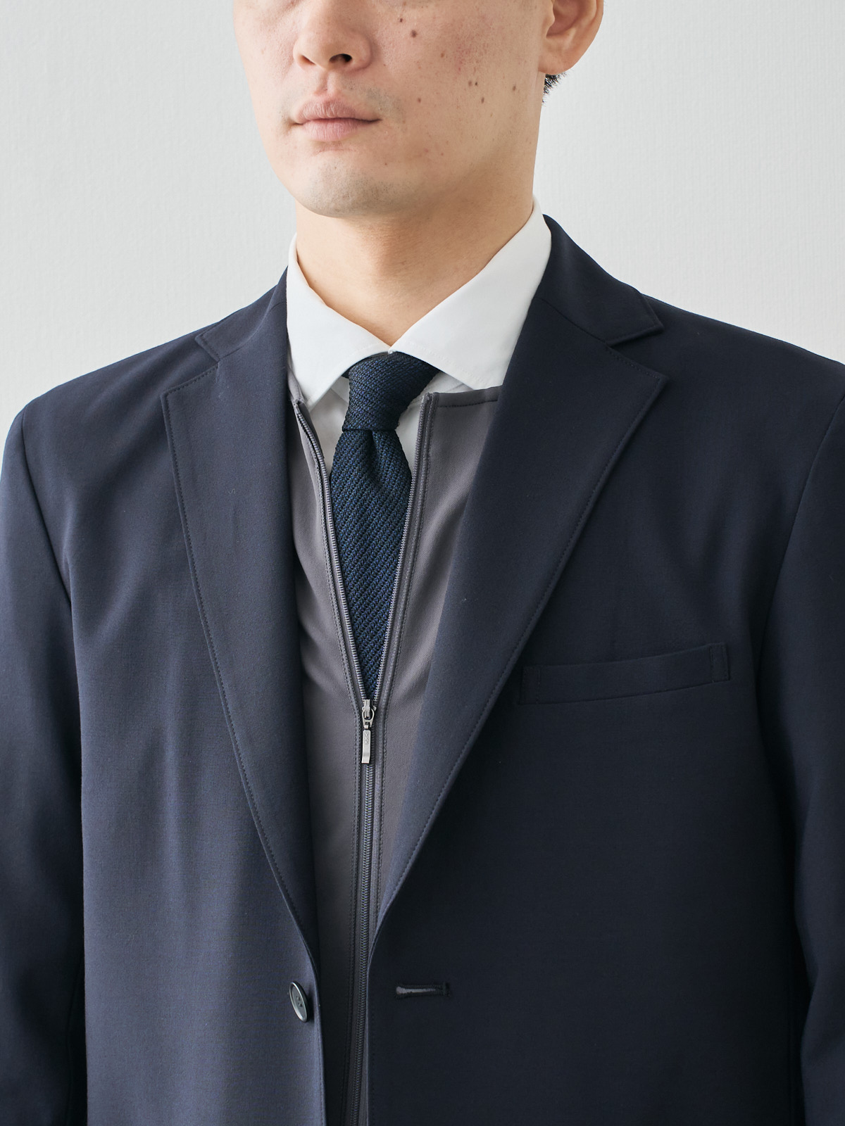 モデル 181cm 71kg ウエスト82cm サイズ L