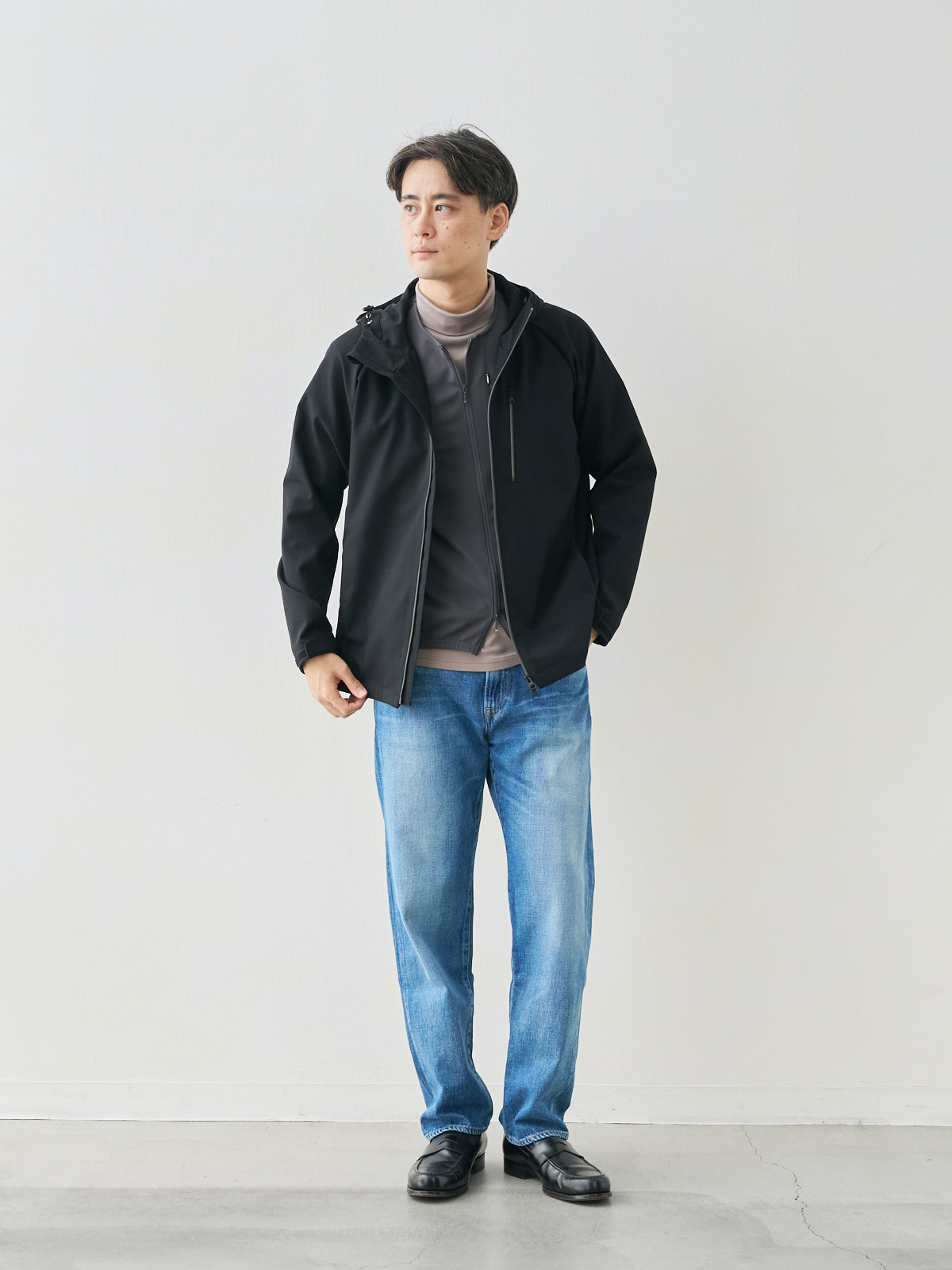 モデル 181cm 71kg ウエスト82cm サイズ L