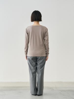 モデル 164cm サイズ 40