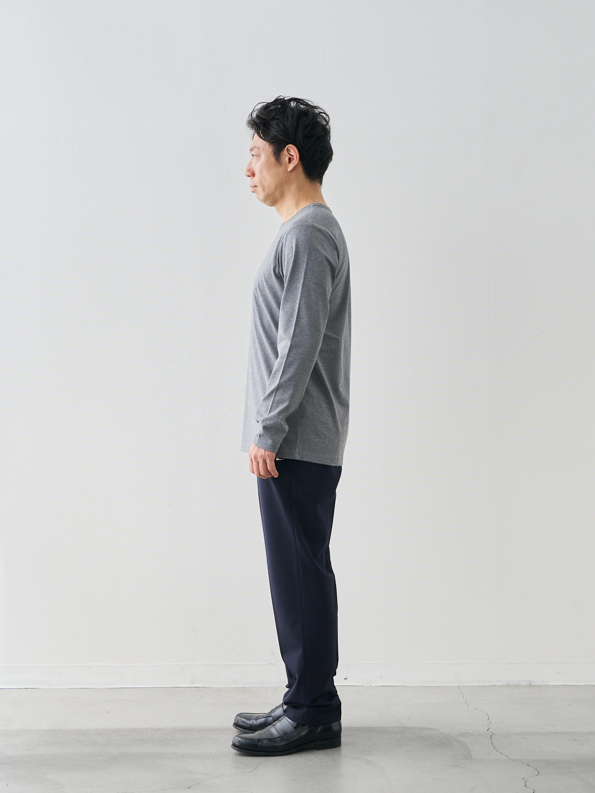 モデル 171cm 70kg ウエスト85cm サイズ L