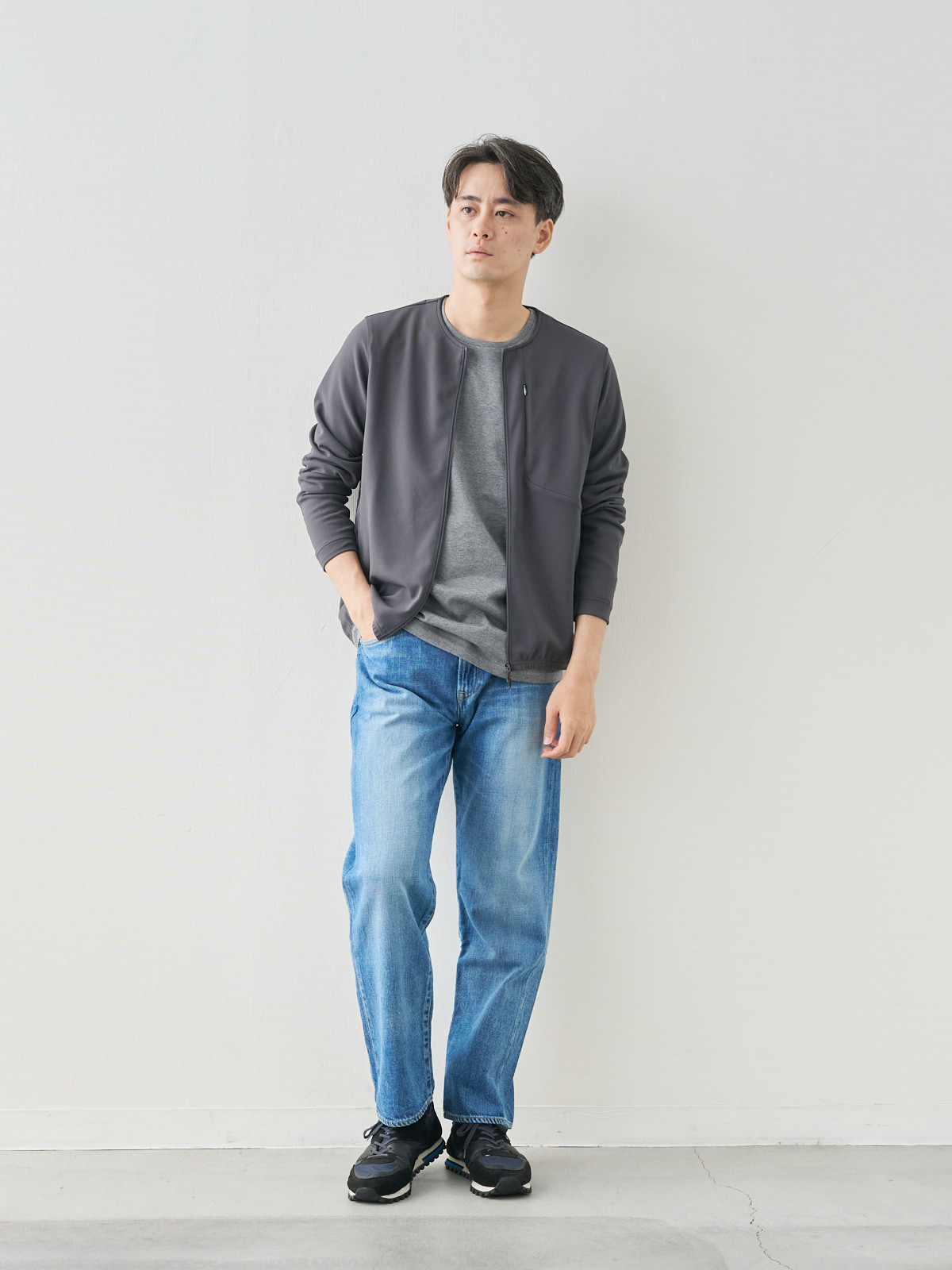 モデル 181cm 71kg ウエスト82cm サイズ L