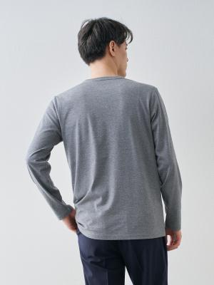 モデル 181cm 71kg ウエスト82cm サイズ L
