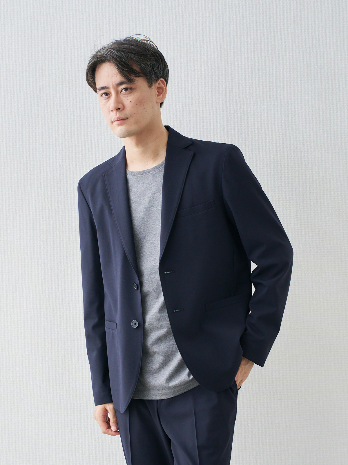 モデル 181cm 71kg ウエスト82cm サイズ L