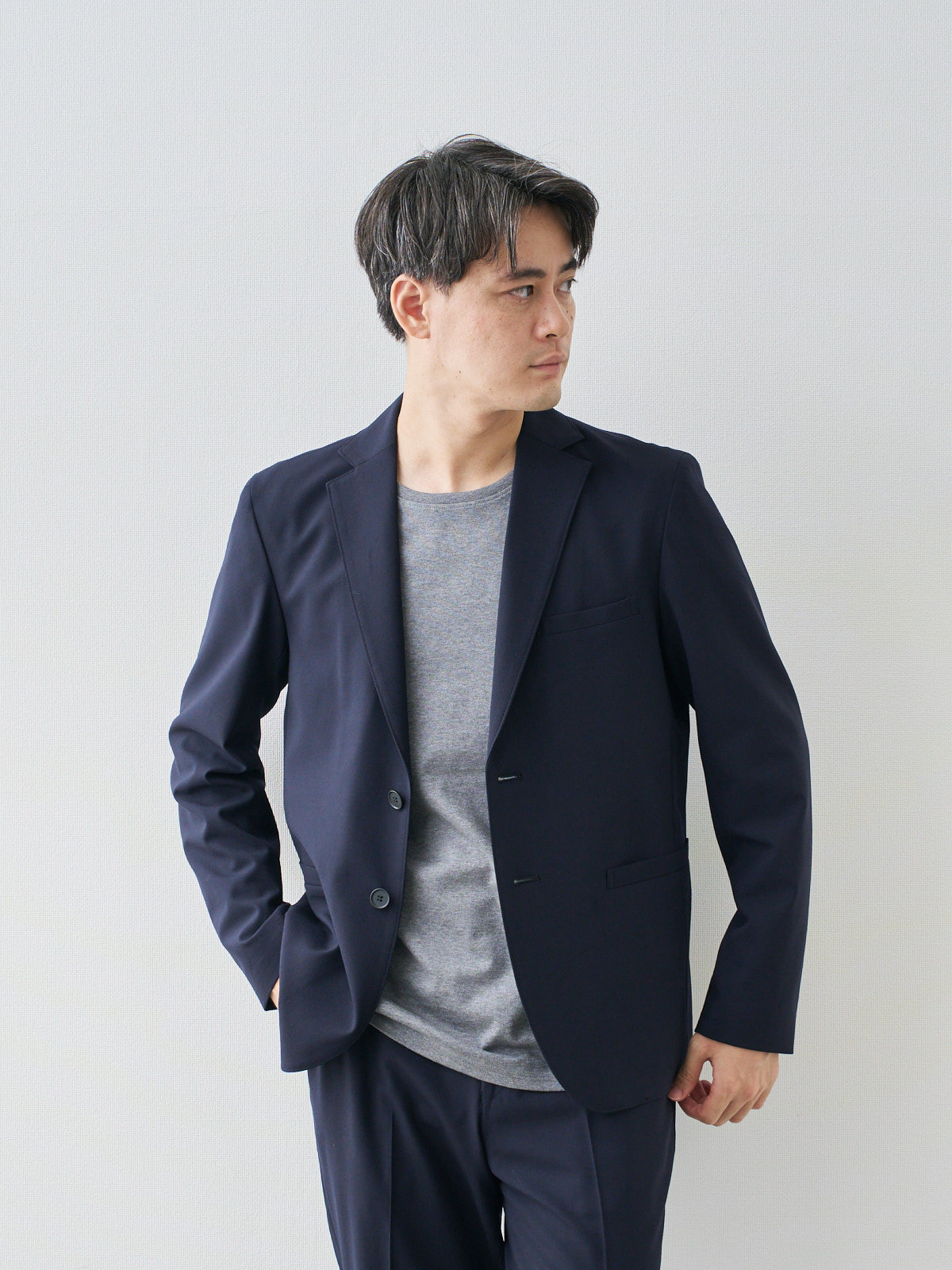モデル 181cm 71kg ウエスト82cm サイズ L