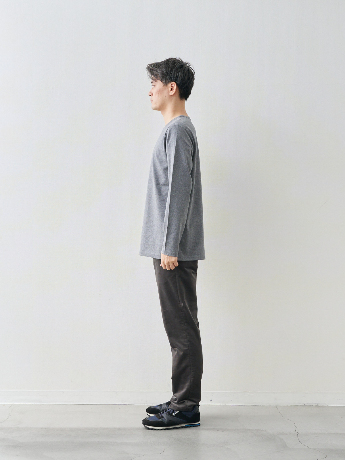 モデル 181cm 71kg ウエスト82cm サイズ LL