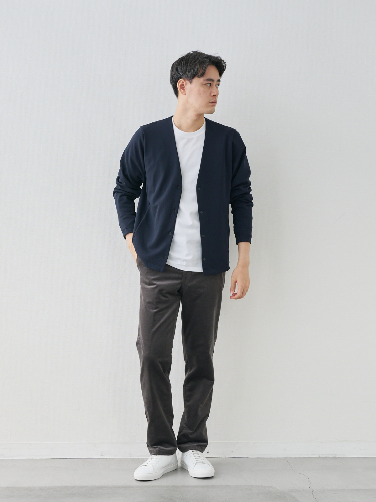 モデル 181cm 71kg ウエスト82cm サイズ L
