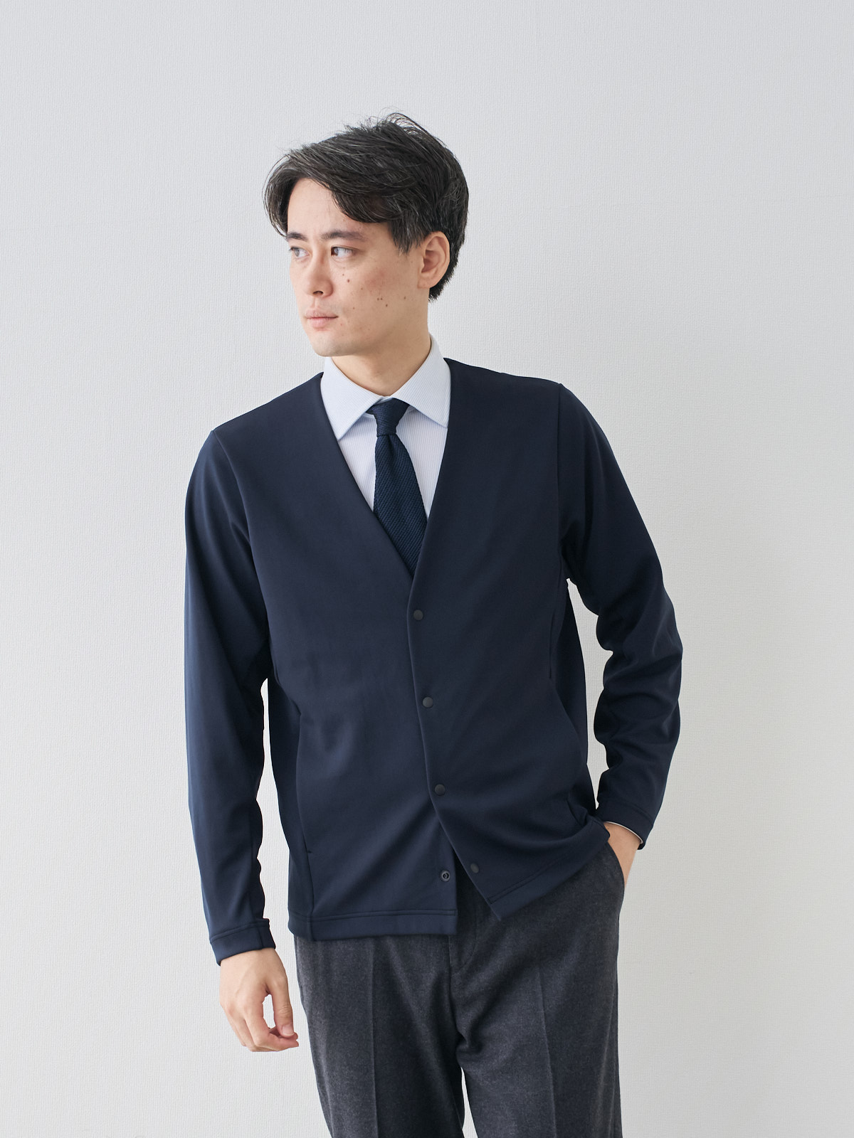 モデル 181cm 71kg ウエスト82cm サイズ L