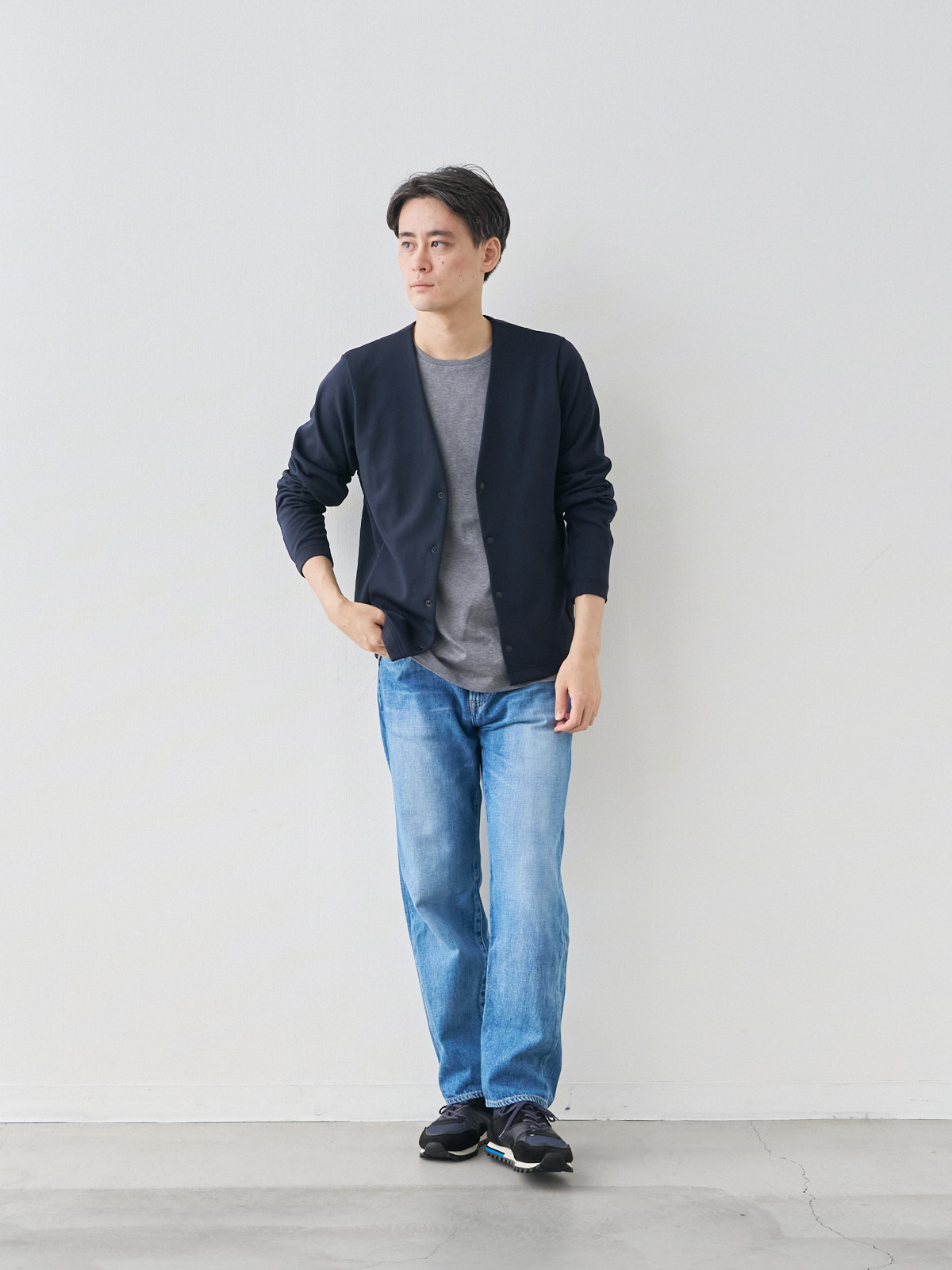 モデル 181cm 71kg ウエスト82cm サイズ L