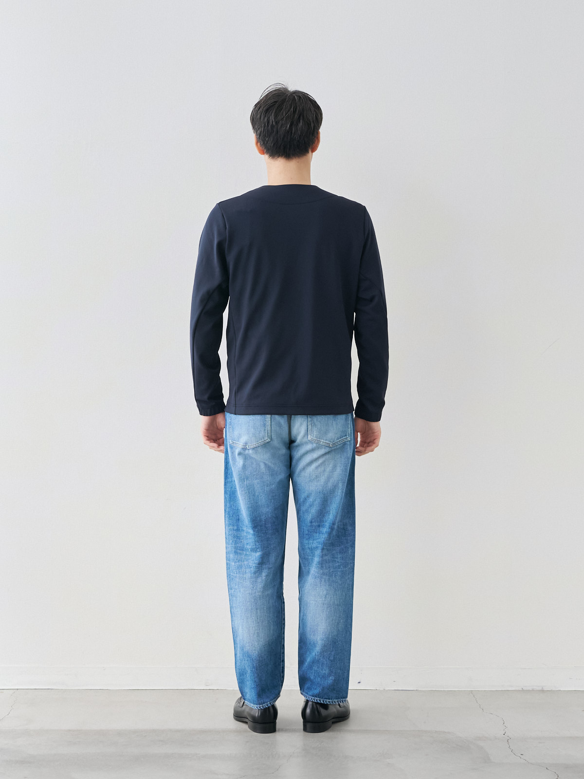 モデル 181cm 71kg ウエスト82cm サイズ L