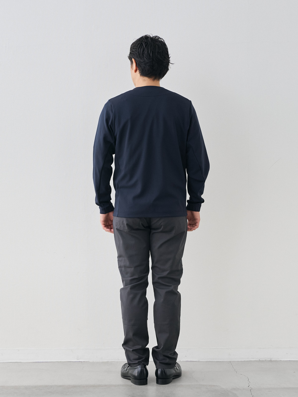 モデル 171cm 70kg ウエスト85cm サイズ L