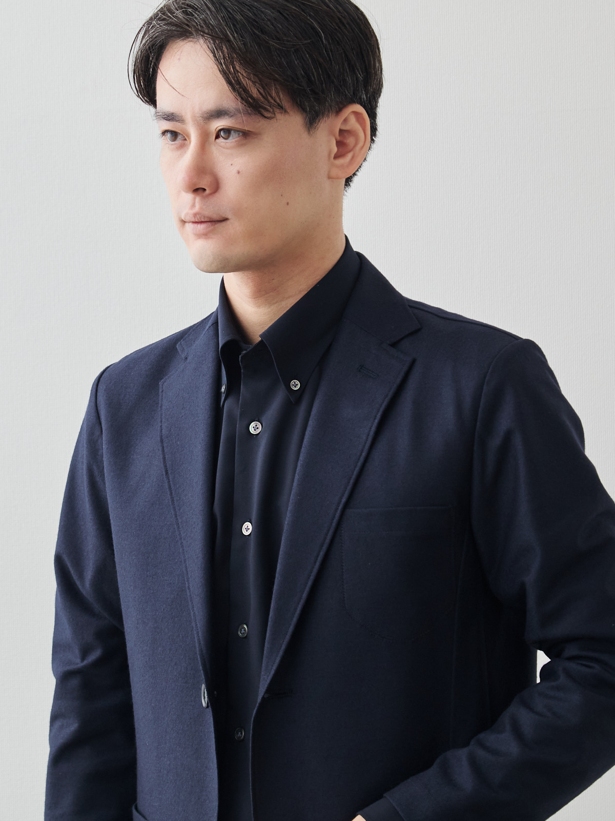 Merino Air HITOYOSHIシャツ/ウォッシャブル/ダークネイビー モデル 181cm 71kg サイズ L
