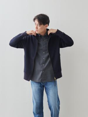 モデル 181cm 71kg サイズ L