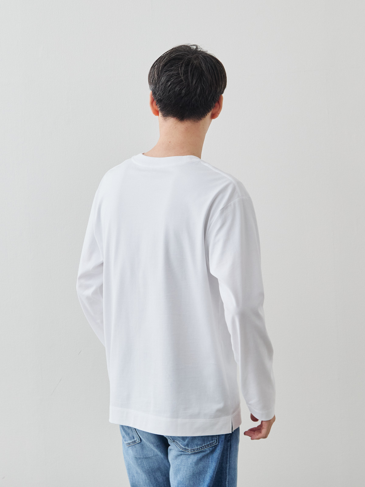 モデル 181cm 71kg サイズ L