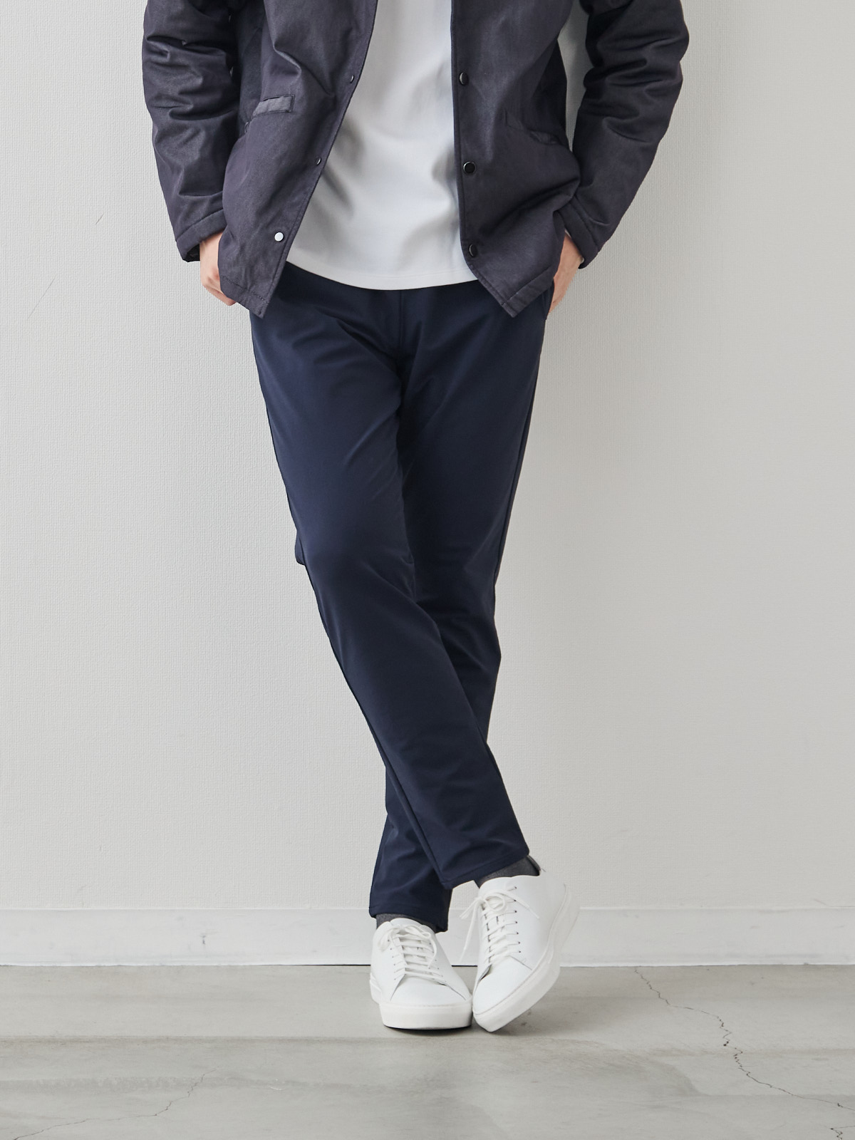 スマートシルエット マルチバランサー 超伸縮パンツ/ネイビー モデル 181cm 71kg サイズ L