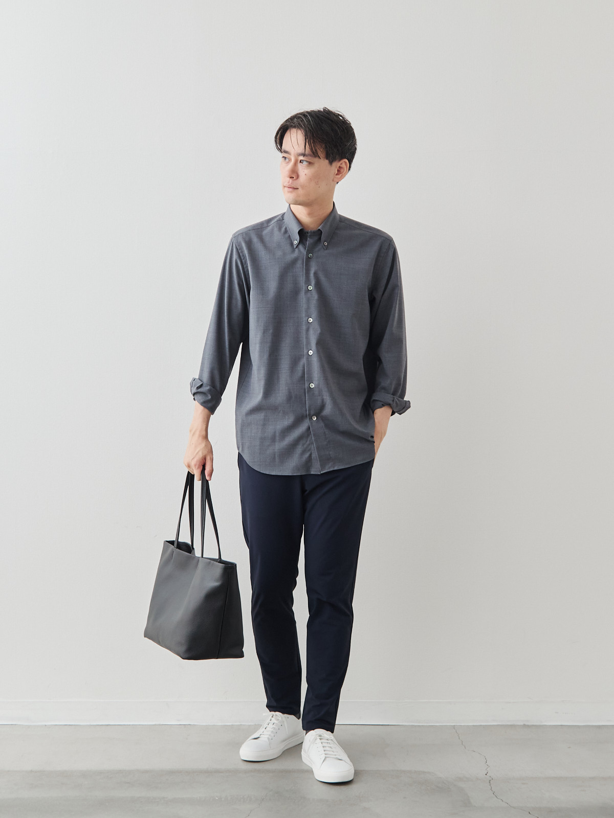 スマートシルエット マルチバランサー 超伸縮パンツ/ネイビー モデル 181cm 71kg サイズ L