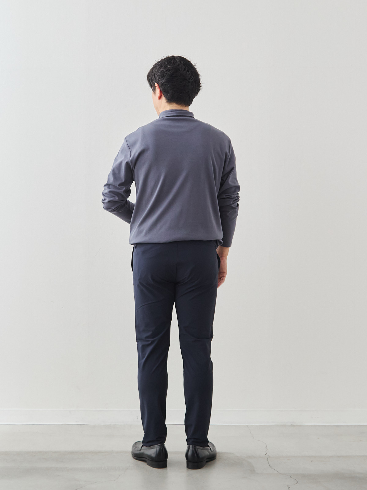 スマートシルエット マルチバランサー 超伸縮パンツ/ネイビー モデル 171cm 70kg サイズ L