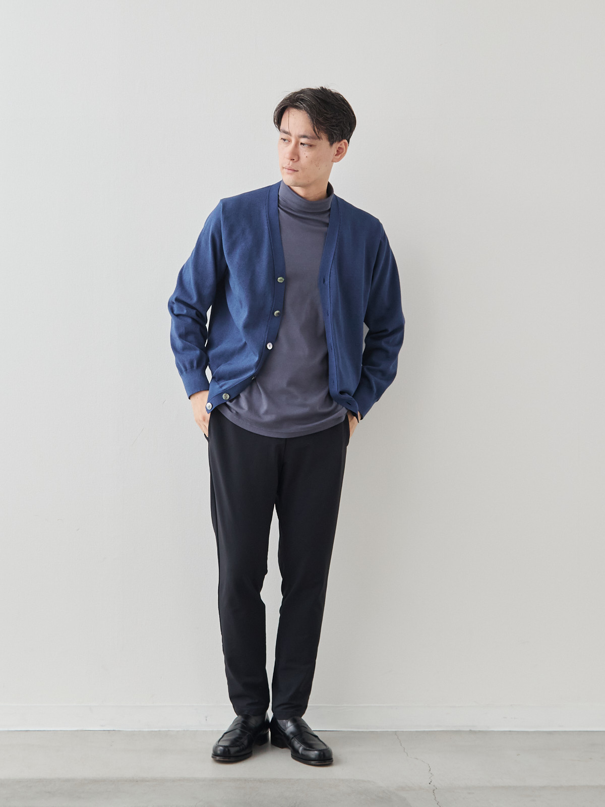 スマートシルエット マルチバランサー 超伸縮パンツ/ブラック モデル 181cm 71kg サイズ L