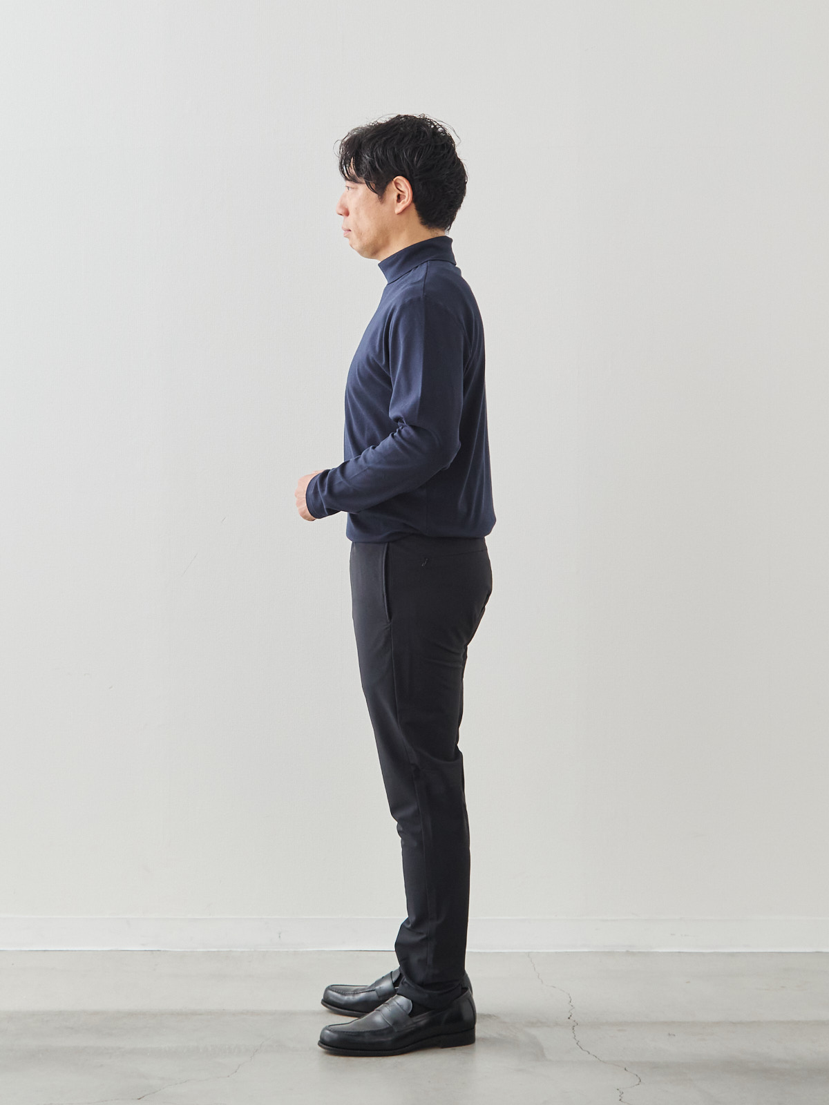 スマートシルエット マルチバランサー 超伸縮パンツ/ブラック モデル 171cm 70kg サイズ L