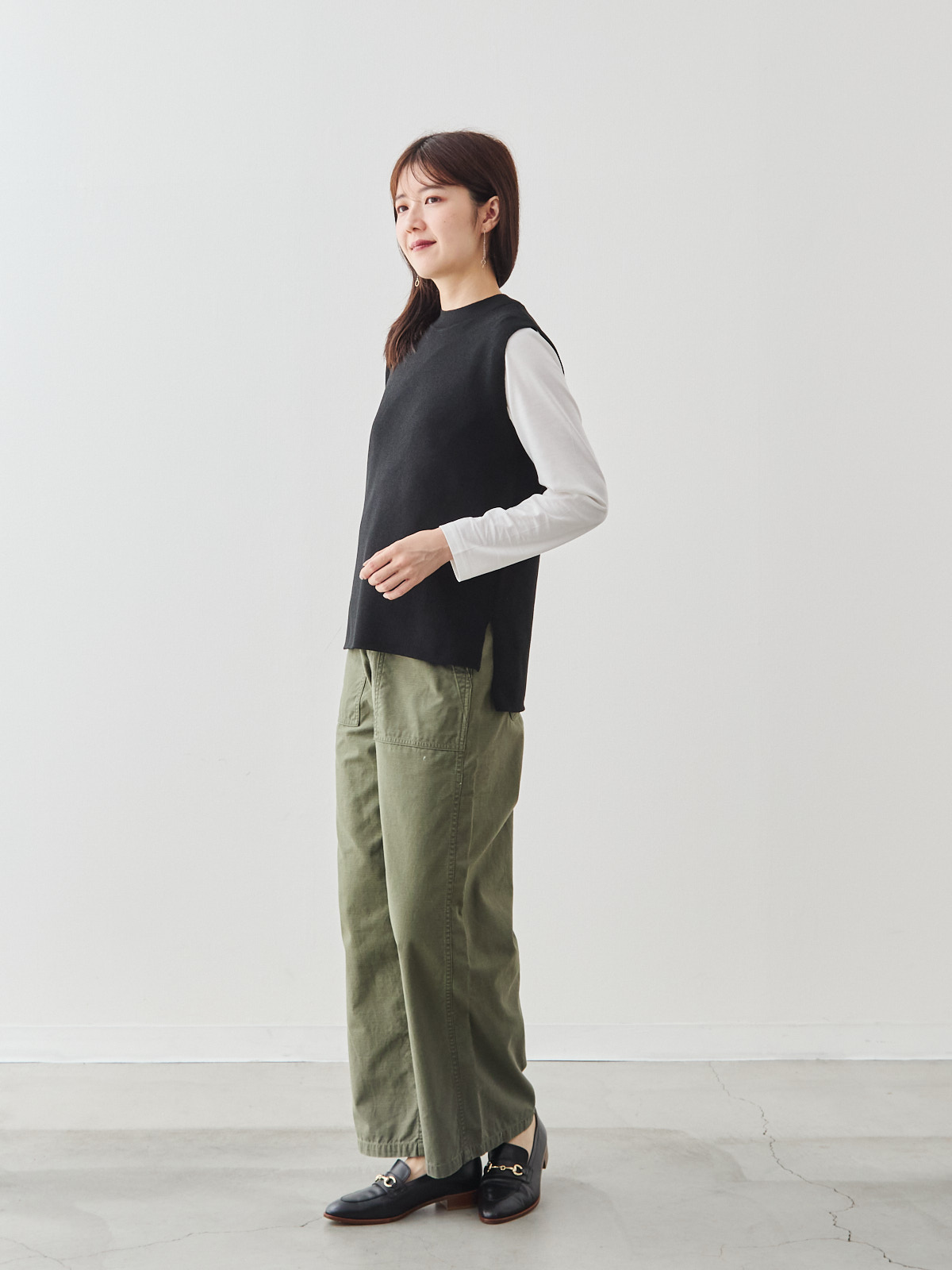 スタイルアップ・シーズンレスベスト/ブラック モデル 171cm サイズ 40