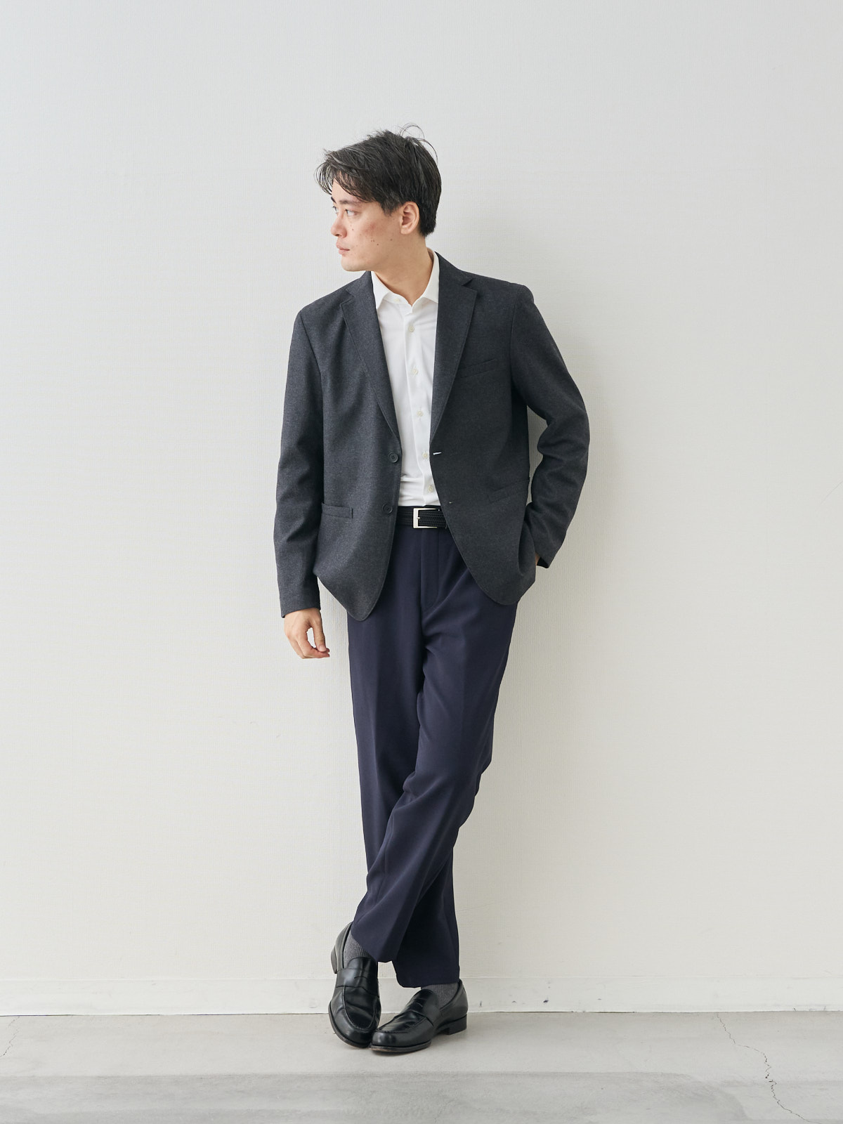 モデル 181cm 71kg ウエスト82cm サイズ L