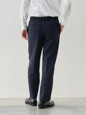 モデル 181cm 71kg ウエスト82cm サイズ L