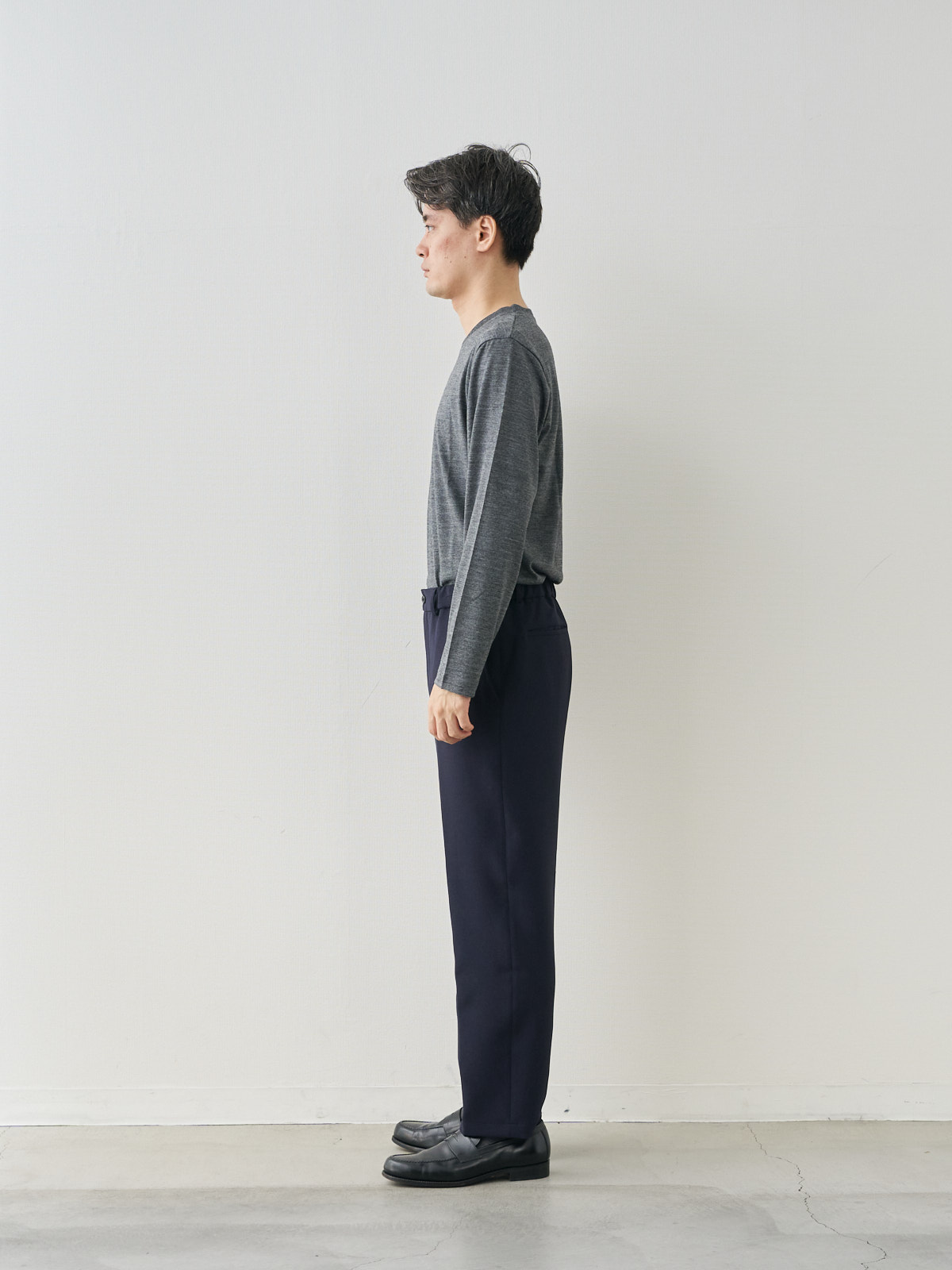 モデル 181cm 71kg ウエスト82cm サイズ L
