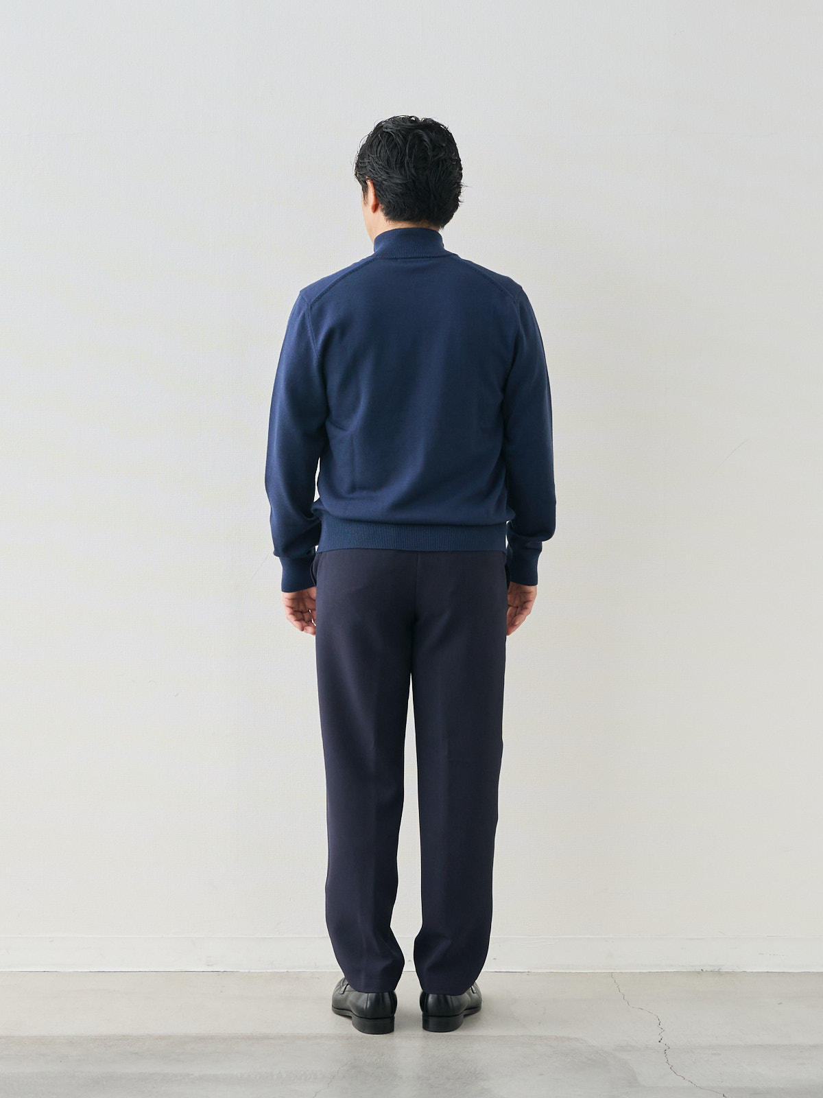 モデル 171cm 70kg ウエスト85cm サイズ M